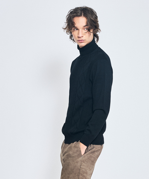 ABAHOUSE（アバハウス）の「Pure Merino ハイゲージ タートルネックニット / ケーブルニット（ニット/セーター・メンズ・オフホワイト/グレー/ブラック・44/46/48/50）」の10枚目の写真