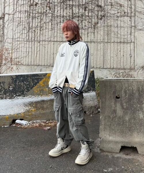TRAVEL（トラベル）の「ジャージトラックジャケットアイボリー（ナイロンジャケット・レディース・その他・SMALL/MEDIUM/LARGE）」の12枚目の写真