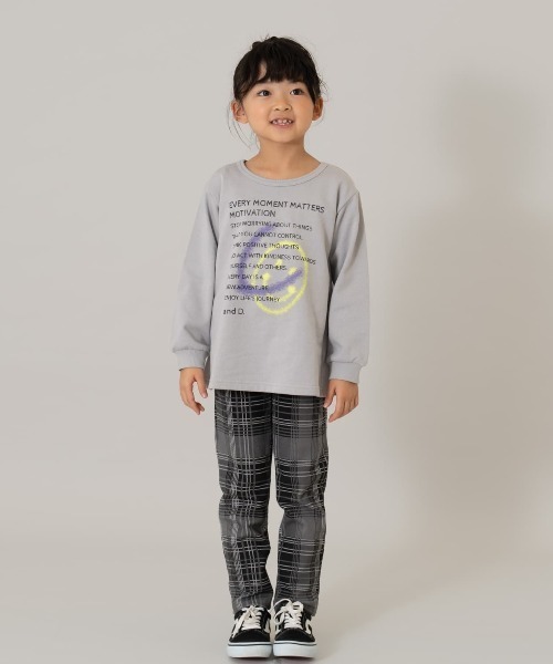 and D. petit main（アンドディープティマイン）の「スウェットプリントAラインプルオーバー（スウェット・キッズ・ピンク/エメラルド/ライトグレー/ネイビー/レモンイエロー/チャコール・90cm/100cm/110cm/120cm/130cm/140cm）」の13枚目の写真