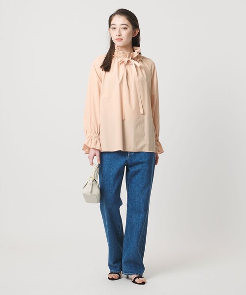 UNITED ARROWS(ユナイテッドアローズ)の「レースフリルカラー 2WAY ブラウス ‐はっ水‐(シャツ/ブラウス・レディース・ライトピンク/ネイビー/ホワイト・FREE)」の5枚目の写真