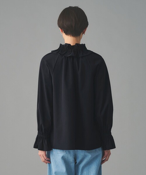 UNITED ARROWS（ユナイテッドアローズ）の「レースフリルカラー 2WAY ブラウス ‐はっ水‐（シャツ/ブラウス・レディース・ライトピンク/ネイビー/ホワイト・FREE）」の18枚目の写真