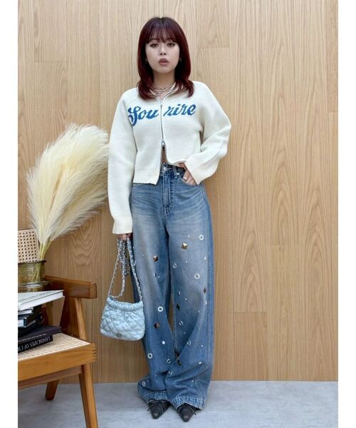 EVRIS(エヴリス)の「MIX MOTIF ワイドデニムパンツ(デニムパンツ・レディース・ブラック/ブルー・SMALL/MEDIUM)」の7枚目の写真