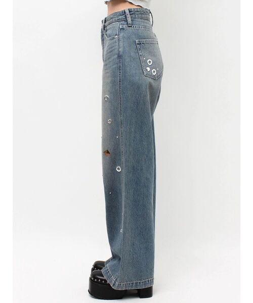 EVRIS(エヴリス)の「MIX MOTIF ワイドデニムパンツ(デニムパンツ・レディース・ブラック/ブルー・SMALL/MEDIUM)」の22枚目の写真