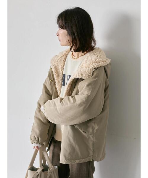 Samansa Mos2 blue（サマンサモスモスブルー）の「リバーシブルボアマウンテンパーカー（ブルゾン・レディース・チャコールグレー/ベージュ/ライトベージュ・F）」の17枚目の写真