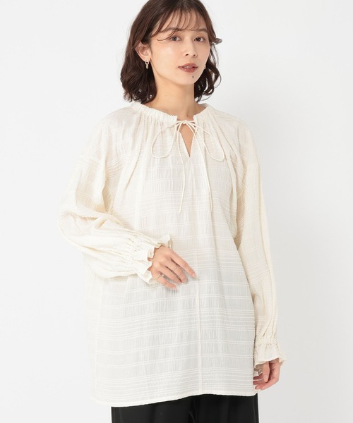 studio CLIP（スタディオクリップ）の「ダブルフロントシャーリングボーダーチュニックブラウス（シャツ/ブラウス・レディース・ベージュ/スモーク/オフホワイト・FREE）」の16枚目の写真