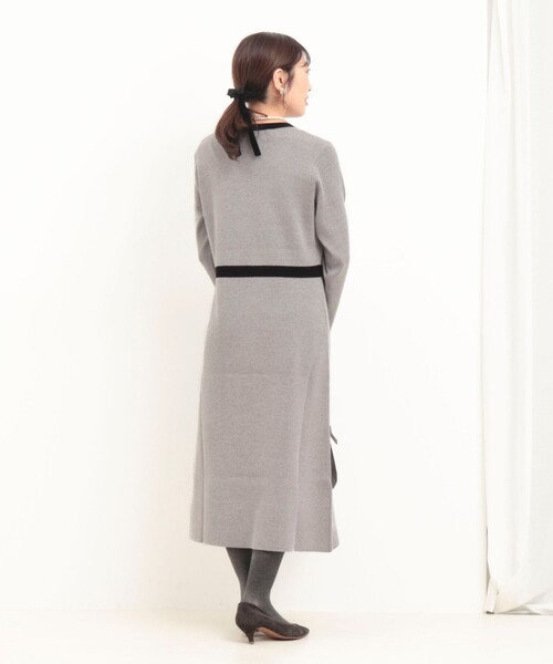 MICO COULIER（ミコクリエ）の「ミラノリブバイカラーニットワンピース（ワンピース・レディース・ブラック/ライトグレー・38）」の9枚目の写真