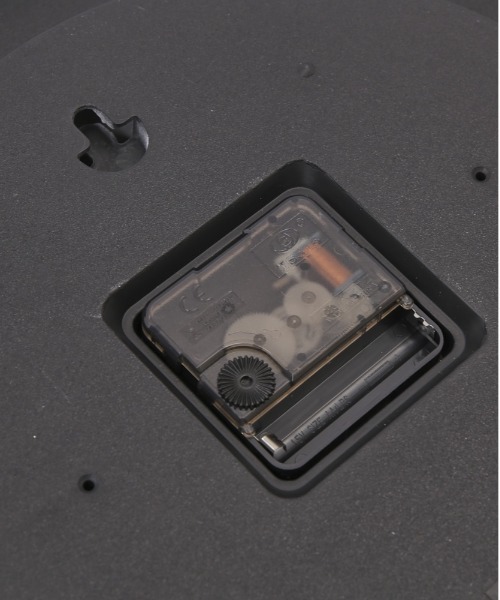 BACKYARD FAMILY（バックヤードファミリー）の「夜光性壁掛け時計 2015e2p23（掛け時計・レディース・ブラック・FREE）」の5枚目の写真