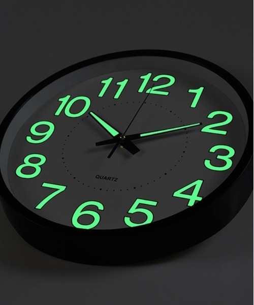 BACKYARD FAMILY（バックヤードファミリー）の「夜光性壁掛け時計 2015e2p23（掛け時計・レディース・ブラック・FREE）」の7枚目の写真