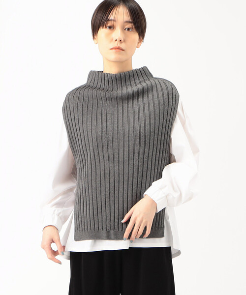 Gabardine K.T（ギャバジンケーティー）の「〔 +サイズ 〕 ソフトウール ワイドリブベスト（ベスト・レディース・グレー・13号）」の3枚目の写真