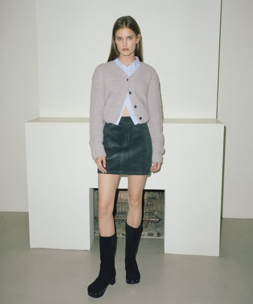 ETMON（エトモン）の「Boucle V-Neck Knit Cardigan  Khaki Grey（カーディガン/ボレロ・レディース・その他・FREE）」の5枚目の写真