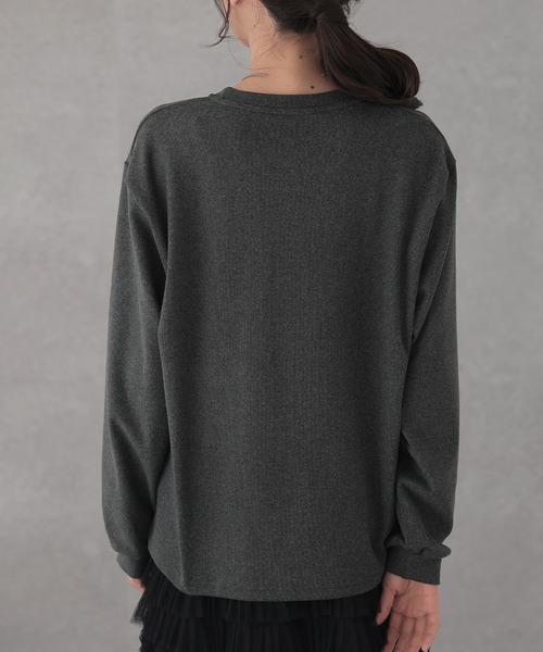 DAYRA（デイラ）の「クルーネック ベーシック ドロップショルダー 長袖 プルオーバー（Tシャツ/カットソー・レディース・ブラック/グレー・S/FREE）」の15枚目の写真