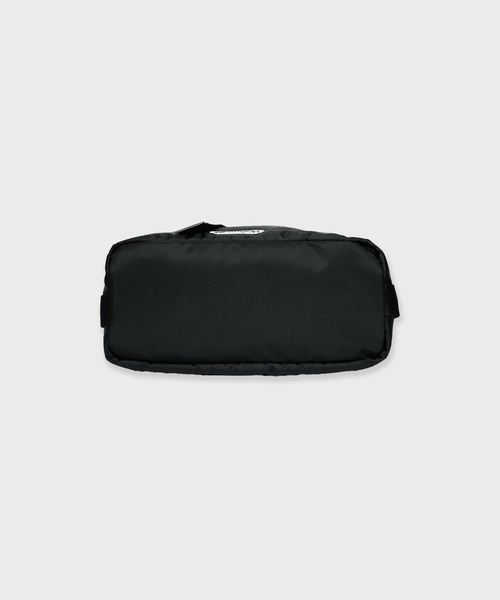 OUTDOOR PRODUCTS(アウトドアプロダクツ)の「OUTDOOR PRODUCTS 2way Belt Tote / BR-OUT-25AW01 (トートバッグ・レディース・チャコール/ブラウン・FREE)」の5枚目の写真