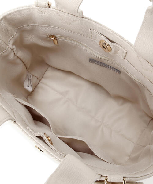 JILL by JILL STUART（ジルバイジルスチュアート）の「【お気に入り登録7,000件超え】フレームフリルトート（トートバッグ・レディース・ブラック/ホワイト系その他/ホワイト/ピンク・FREE）」の10枚目の写真