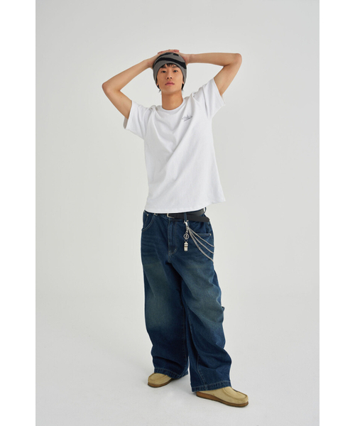 AEIAEIAE（エイエイエ）の「クロムグラフィックTシャツ[ホワイト]（Tシャツ/カットソー・レディース・その他・1/2）」の4枚目の写真