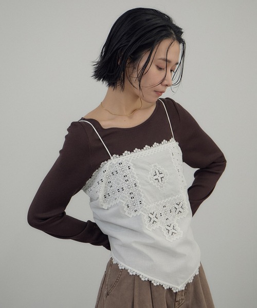 SALON adam et rope'（サロン アダム エ ロペ）の「クロスレースマルチキャミソール（キャミソール・レディース・ブラック/オフホワイト・FREE）」の13枚目の写真