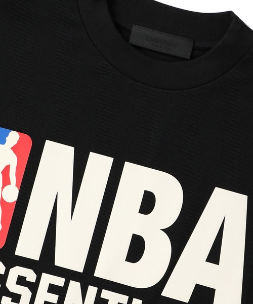 FOG ESSENTIALS(エフオージーエッセンシャルズ)の「ESSENTIALS NBA 90S FIT TEE エッセンシャルズ(Tシャツ/カットソー・メンズ・ブラック・X-SMALL/SMALL/MEDIUM/LARGE/X-LARGE)」の6枚目の写真