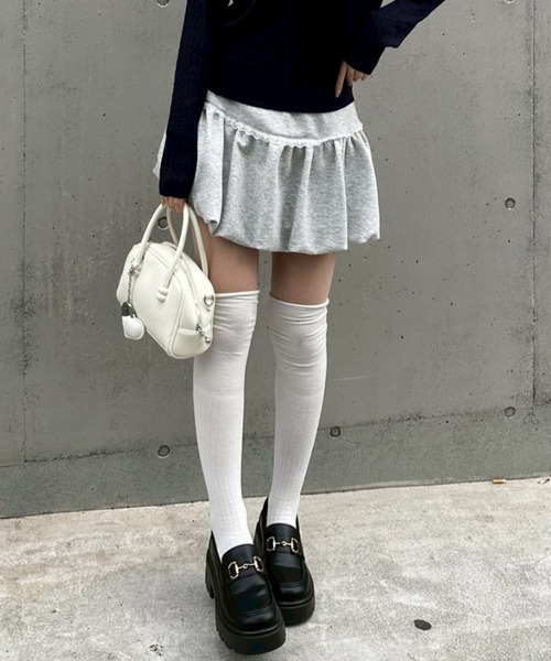 continuer de NICE CLAUP（コンティニューデナイスクラップ）の「【ふんわり感がキュート♡】レースバルーンミニスカート（スカート・レディース・その他11/オートミール/チャコールグレー・FREE）」の8枚目の写真