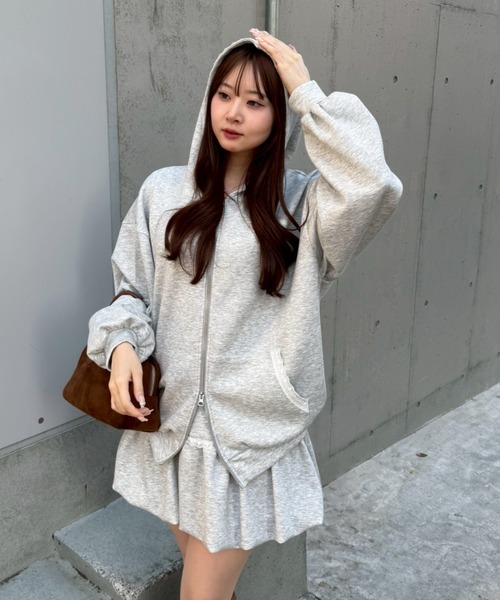 continuer de NICE CLAUP（コンティニューデナイスクラップ）の「【ふんわり感がキュート♡】レースバルーンミニスカート（スカート・レディース・その他11/オートミール/チャコールグレー・FREE）」の9枚目の写真