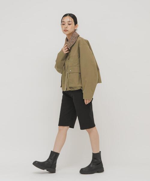 KBF（ケイビーエフ）の「『2サイズ展開』スリムハーフデニム（その他パンツ・レディース・ブラック/ライトブルー・36/38）」の19枚目の写真