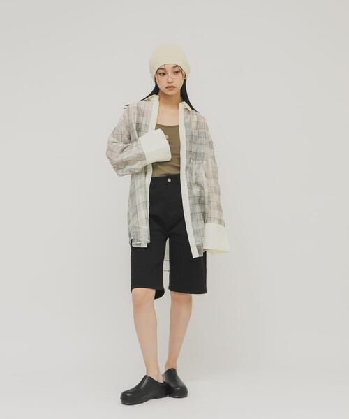 KBF（ケイビーエフ）の「『2サイズ展開』スリムハーフデニム（その他パンツ・レディース・ブラック/ライトブルー・36/38）」の20枚目の写真