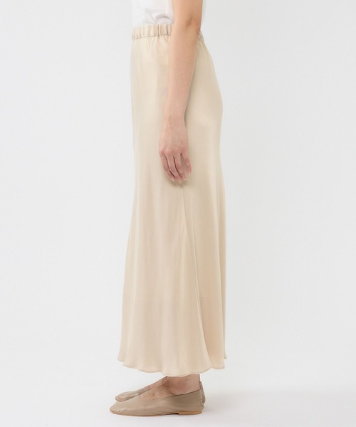 BABYLONE（バビロン）の「フィブリルサテンスカート（スカート・レディース・ブラック/ベージュ・36inch/38inch）」の17枚目の写真