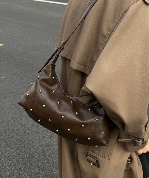 WESTSEA（ウエストシー）の「フェイクレザー スタッズ付 ショルダーバッグ 2way（ショルダーバッグ・レディース・ブラウン/オフホワイト/ブラック・FREE）」の16枚目の写真