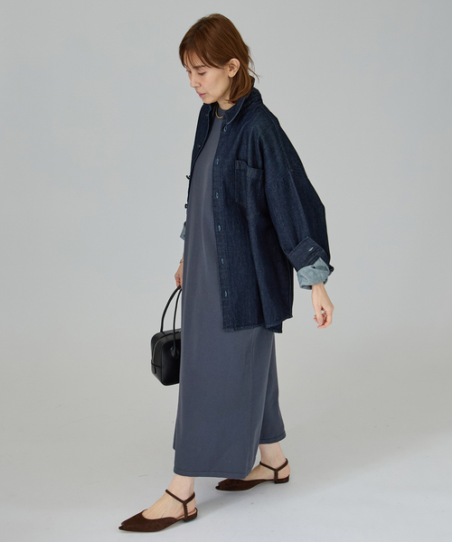 VERMEIL par iena（ヴェルメイユパーイエナ）の「ニットコクーンロングワンピース（ワンピース・レディース・アイボリー/ネイビー・FREE）」の17枚目の写真