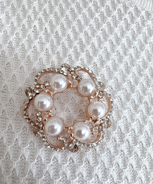 セール】ブローチ スカーフリング キラキラ（ブローチ/コサージュ