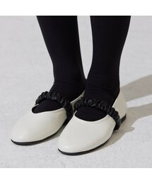 ADAUL（アダウル）の「スクランチラウンドフラットシューズ - アイボリー（バレエシューズ）」