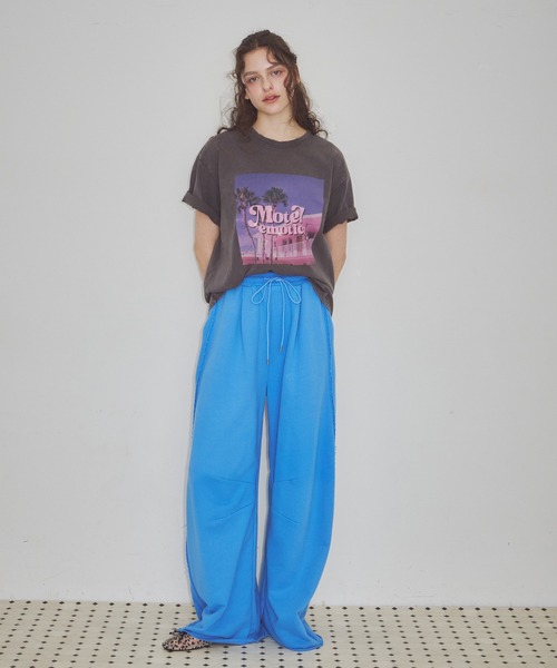 J1U by LA BELLE ETUDE(ジユウバイラベルエチュード)の「Emotica Tee(Tシャツ/カットソー・レディース・チャコールグレー・0/1)」の6枚目の写真