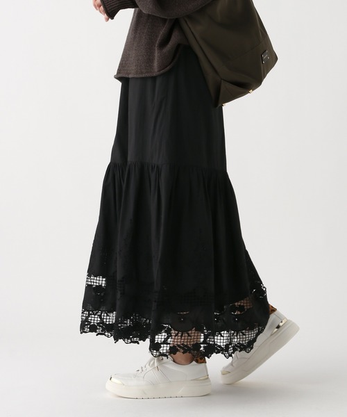 Elura(エルーラ)の「レースロングスカート/655738(スカート・レディース・ホワイト/ブラック・FREE)」の2枚目の写真