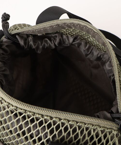 DISCUS ATHLETIC(ディスカス アスレチック)の「DISCUS ATHLETIC(ディスカスアスレチック)メッシュ2WAYロールボストンバッグ/巾着付き/ショルダー・ハンド対応/ユニセックス(ショルダーバッグ・レディース・ブラック/パープル/ダークグレー/ブルー/カーキ・FREE)」の19枚目の写真