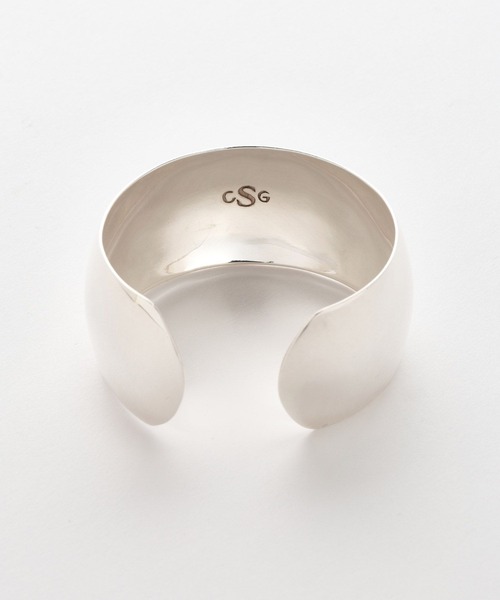 Curensology（カレンソロジー）の「Curensology(カレンソロジー)/＜ＣＳＧ＞シルバーワイドバングル（バングル/リストバンド・レディース・シルバー・FREE）」の6枚目の写真