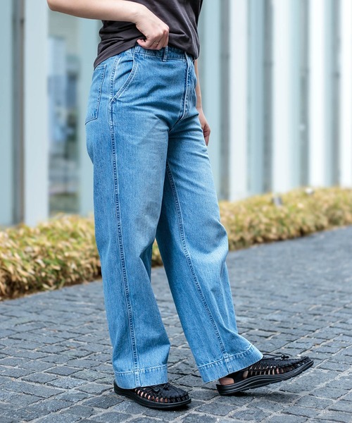 D.M.G.（ドミンゴ）の「[D.M.G / ディーエムジー] 10ozジェルドデニム ワークストレートパンツ（デニムパンツ・レディース・ライトインディゴブルー・M/L/SS/S）」の4枚目の写真