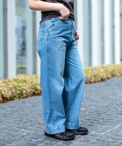 D.M.G.（ドミンゴ）の「[D.M.G / ディーエムジー] 10ozジェルドデニム ワークストレートパンツ（デニムパンツ・レディース・ライトインディゴブルー・M/L/SS/S）」の3枚目の写真