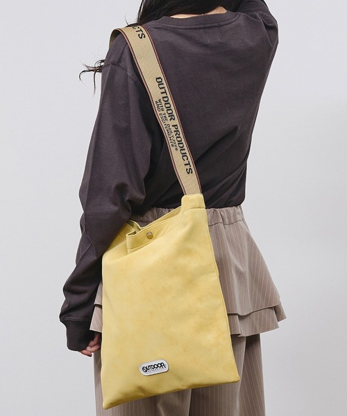 OUTDOOR PRODUCTS（アウトドアプロダクツ）の「【ROSE BUD別注】(OUTDOOR) JACQUARD TAPE TOTE（トートバッグ・レディース・ブラック/イエロー・ONE SIZE）」の2枚目の写真