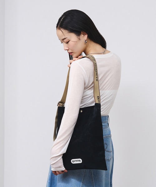 OUTDOOR PRODUCTS（アウトドアプロダクツ）の「【ROSE BUD別注】(OUTDOOR) JACQUARD TAPE TOTE（トートバッグ・レディース・ブラック/イエロー・ONE SIZE）」の6枚目の写真