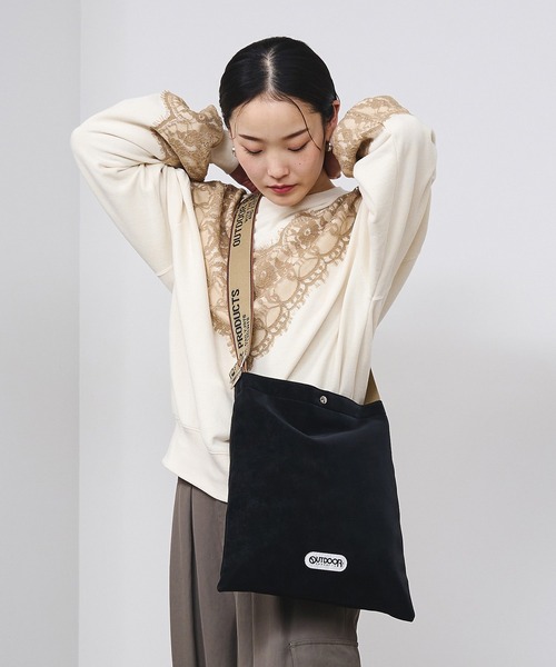 OUTDOOR PRODUCTS（アウトドアプロダクツ）の「【ROSE BUD別注】(OUTDOOR) JACQUARD TAPE TOTE（トートバッグ・レディース・ブラック/イエロー・ONE SIZE）」の12枚目の写真