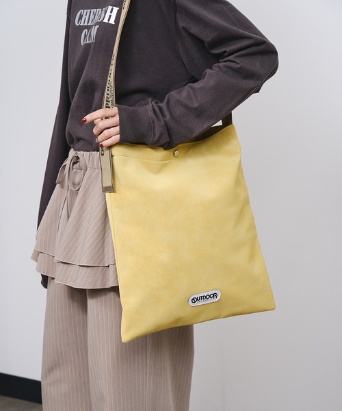 OUTDOOR PRODUCTS（アウトドアプロダクツ）の「【ROSE BUD別注】(OUTDOOR) JACQUARD TAPE TOTE（トートバッグ・レディース・ブラック/イエロー・ONE SIZE）」の18枚目の写真