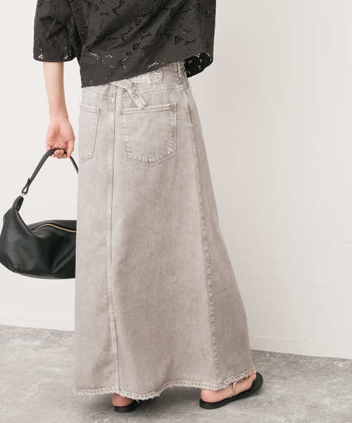 Spick & Span（スピックアンドスパン）の「upper hights/アッパーハイツ 別注THE FLORENCE*（デニムスカート・レディース・ベージュ/エメラルドブルー・SMALL/MEDIUM）」の6枚目の写真