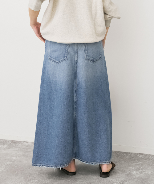 Spick & Span（スピックアンドスパン）の「upper hights/アッパーハイツ 別注THE FLORENCE*（デニムスカート・レディース・ベージュ/エメラルドブルー・SMALL/MEDIUM）」の14枚目の写真