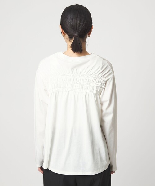 green label relaxing(グリーンレーベルリラクシング)の「【WEB限定】<at ease>メタリックプリント ロングスリーブ カットソー(Tシャツ/カットソー・レディース・ホワイト/ダークグレー・FREE)」の12枚目の写真