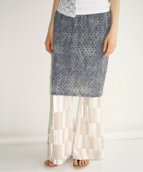 musubore(ムスボレ)の「tiny pocket velours bell bottoms / タイニーポケットベロアベルボトム(その他パンツ・レディース・アイボリー/グリーン・0/1)」の7枚目の写真