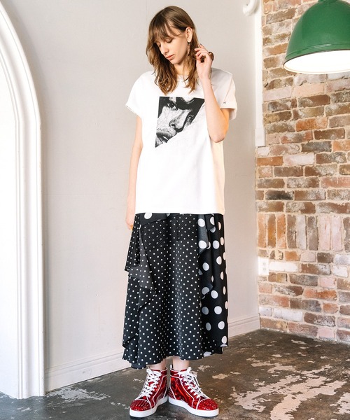AULA AILA（アウラアイラ）の「フェイスＴシャツ（Tシャツ/カットソー・レディース・ホワイト/ライトカーキ/ブラック・0）」の9枚目の写真