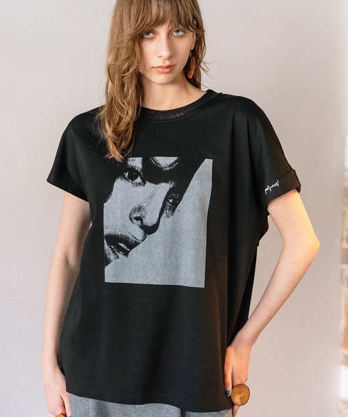 AULA AILA（アウラアイラ）の「フェイスＴシャツ（Tシャツ/カットソー・レディース・ホワイト/ライトカーキ/ブラック・0）」の17枚目の写真