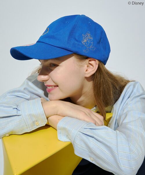 Disney（ディズニー）の「【Mickey&Friends】イニシャル刺繍CAP（キャップ・レディース・グリーン/アイボリー/チャコールグレー/ブルー・FREE）」の5枚目の写真