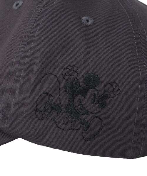 Disney(ディズニー)の「【Mickey&Friends】イニシャル刺繍CAP(キャップ・レディース・グリーン/アイボリー/チャコールグレー/ブルー・FREE)」の21枚目の写真