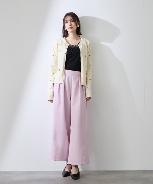 QUEENS COURT(クイーンズコート)の「フラワー刺繍ポロニットトップス≪手洗い可能≫(ニット/セーター・レディース・オフホワイト/ブラック・M)」の15枚目の写真
