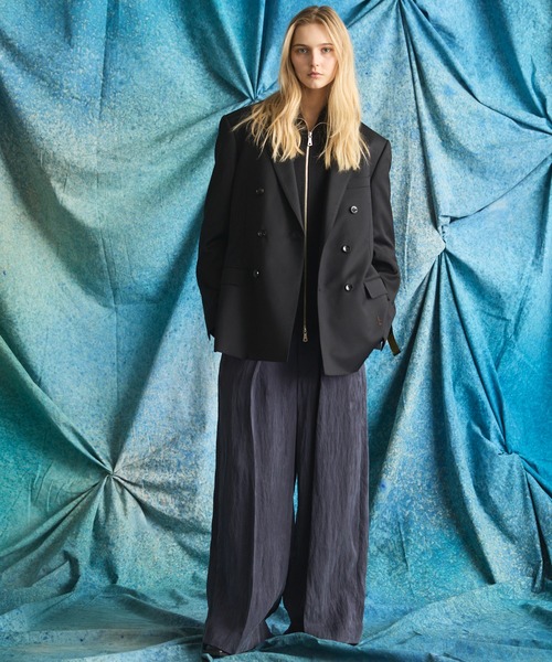 MAISON SPECIAL(メゾンスペシャル)の「《UNISEX》Drape Fibrillated Twill One-tuck Prime-Wide Slacks/ドレープフィブリルツイルワンタックプライムワイドスラックス【MAISON SPECIAL/メゾンスペシャル】■セットアップ対応■(スラックス・メンズ・ブラック/ネイビー・2/1/0)」の4枚目の写真