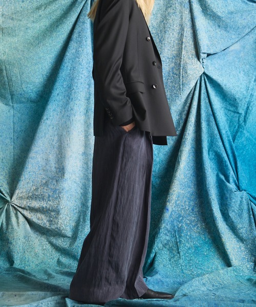 MAISON SPECIAL(メゾンスペシャル)の「《UNISEX》Drape Fibrillated Twill One-tuck Prime-Wide Slacks/ドレープフィブリルツイルワンタックプライムワイドスラックス【MAISON SPECIAL/メゾンスペシャル】■セットアップ対応■(スラックス・メンズ・ブラック/ネイビー・2/1/0)」の8枚目の写真